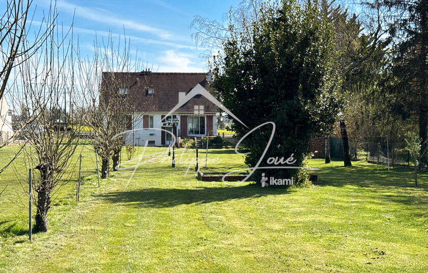 Maison 6 pièces de 125 m2 Secteur Saint-Valérien 89150