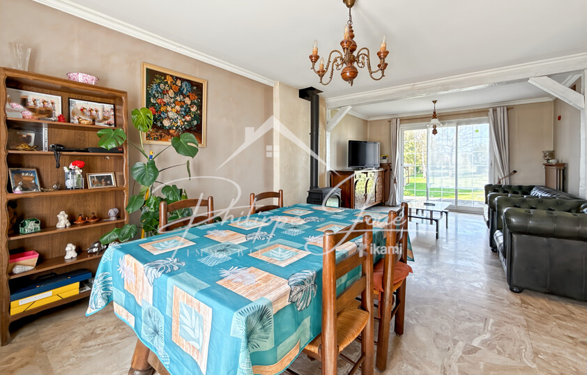 Maison 6 pièces de 125 m2 Secteur Saint-Valérien 89150