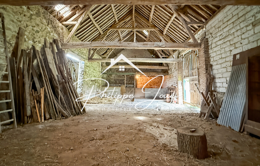 Maison 5 pièces de 100 m2 à St Maurice aux Riches Hommes 89190