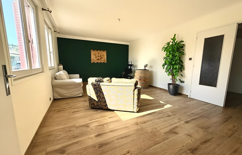 Maison avec dépendances à Châteauneuf de Galaure