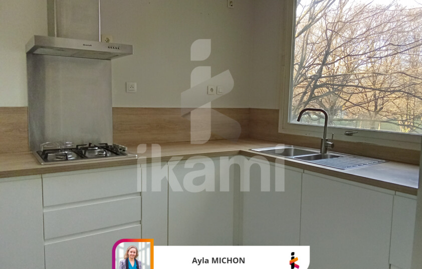 Appartement 5 pièces 104 m2 Grenoble    3 chambres, bureau, terrasse, garage -- 99 000 € HAI