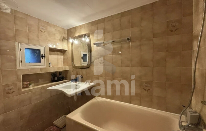 MAISON - 170 m2 - F4 + F2 - TERRASSE - JARDIN - GARAGE