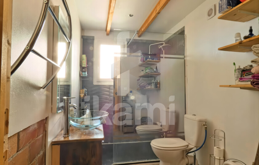 Maison 94 m2   5 chambres possibles   2 garages - Panneaux solaires