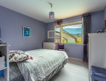  A Chapeiry, maison traditionnelle avec piscine