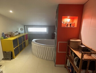 Maison en pierres type loft