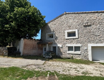 Maison en pierres type loft