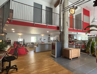 Maison en pierres type loft