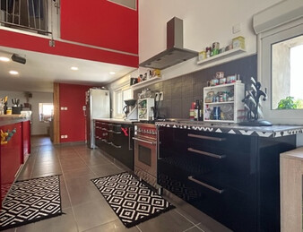 Maison en pierres type loft