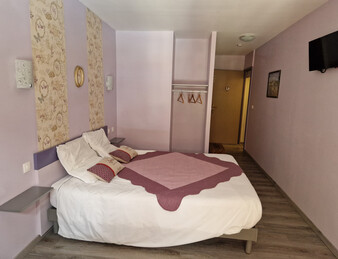 MAISON / CORPS DE FERME / 3 CHAMBRES D HOTES