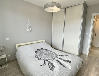 APPARTEMENT T3 TRAVERSANT AVEC BALCONS - SAINT MARCELLIN