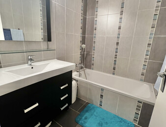 À Moûtiers, T4 premier étage 103m2