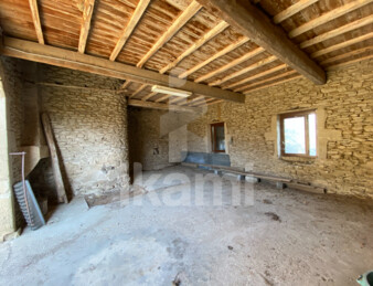 GENISSIEUX, Grange en pierre 80m2 avec un potentiel rénovation de 160 m2