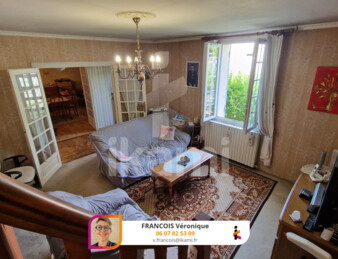 GRANDE MAISON DE VILLE PROCHE TOUTES COMMODITES