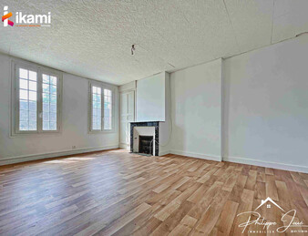 Maison 6 pièces de 150 m2 à Villeneuve l''Archevêque (89190)