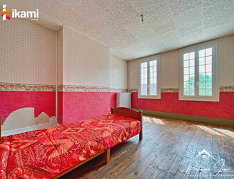Maison 6 pièces de 150 m2 à Villeneuve l''Archevêque (89190)