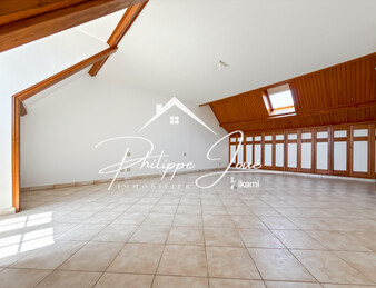 Maison 7 pièces de 180 m2 à St Clément (89100)