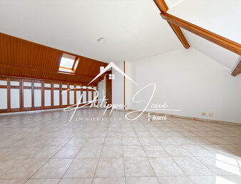 Maison 7 pièces de 180 m2 à St Clément (89100)