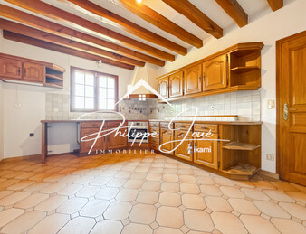 Maison 7 pièces de 180 m2 à St Clément (89100)