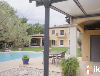 MAGNIFIQUE PROPRIETE DE 10000 m2