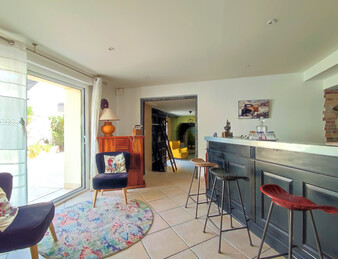 Idéal Investisseurs ! Bâtisse de 300 m2