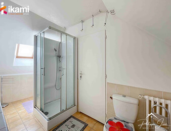 Maison 4 pièces de 100 m2 à La Chapelle sur Oreuse (89140)