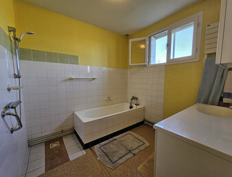 Maison 3 chambres et bureau