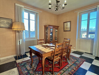 BELLE DEMEURE 370 M2 - SAINT ROMANS