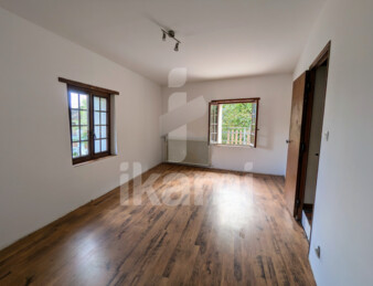 VIF Maison 230 m2 avec studio indépendant Terrain d'environ 3000 m2
