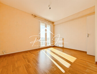 Appartement 4 pièces de 86 m2 à Sens (89100)