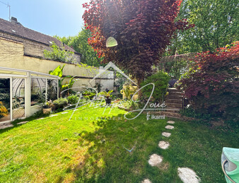 Maison 8 pièces de 240 m2 à Sens (89100)