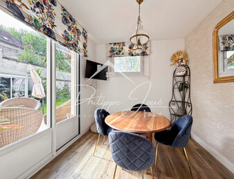 Maison 8 pièces de 240 m2 à Sens (89100)