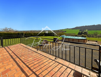 Maison 6 pièces de 200 m2 à Pont sur Yonne (89140)