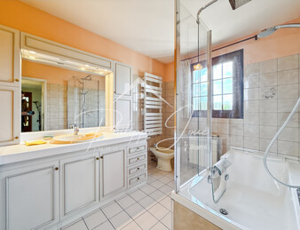 Maison 6 pièces de 200 m2 à Pont sur Yonne (89140)