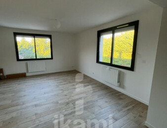 Appartement T3 de 96m2 avec Piscine Partagée et 2 Places de Parking