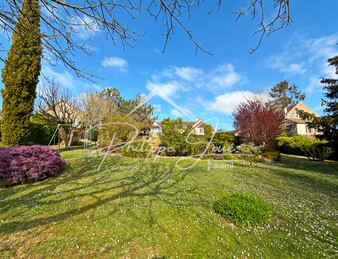 Maison 7 pièces de 205 m2 secteur Pont sur Yonne 89140