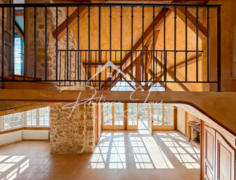 Maison 7 pièces de 205 m2 secteur Pont sur Yonne 89140
