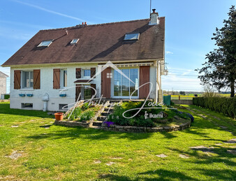 Maison 6 pièces de 125 m2 Secteur Saint-Valérien 89150