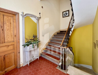 MAISON DE MAÎTRE- 250 m2- PISCINE- PARC