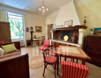 MAISON DE MAÎTRE- 250 m2- PISCINE- PARC