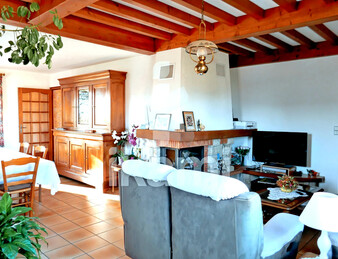 Maison d’architecte de 161 m2 - 4 chambres - Terrain 905 m2 sur Génissieux