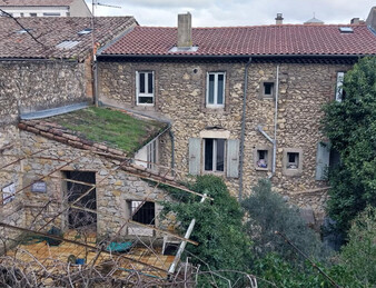 IMMEUBLE   à LIVRON