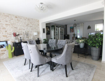 TOURNUS MAISON EN PIERRE 122 M2