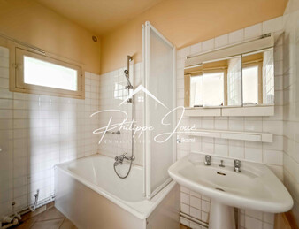 Maison 7 pièces de 165 m2 à Nailly 89100