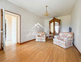 Maison 7 pièces de 165 m2 à Nailly 89100
