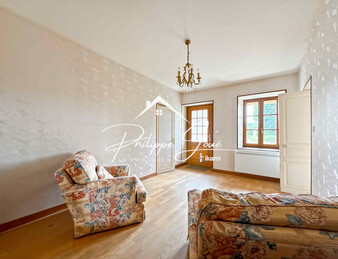Maison 7 pièces de 165 m2 à Nailly 89100