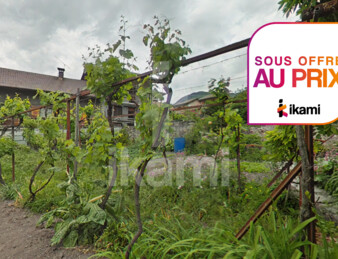 Maison à rénover avec beau terrain. Grand-Aigueblanche