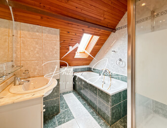 Maison 5 pièces 101 m2 à Villeneuve la Guyard 89340
