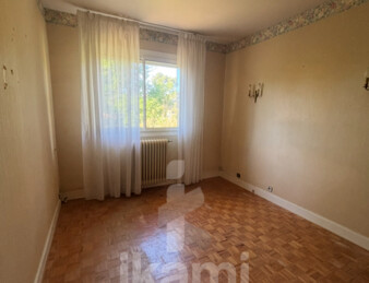 Maison 7 pièces de 165 m2 à rénover   Quartier calme, fort potentiel