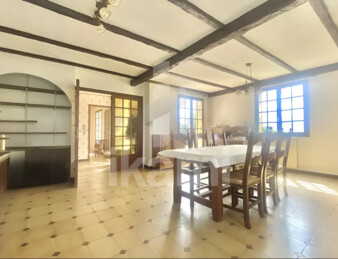 Maison 8 pièces 203 m2