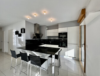 T3 de standing avec terrasse et garage double